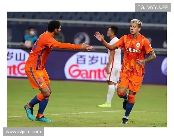 重庆羽毛球队以98分领跑挑战赛积分榜展现强劲实力与团队合作精神